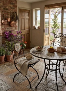Ensemble de jardin d'extérieur 4 places en fer forgé au design européen traditionnel, revêtement poudré, écologique et résistant aux intempéries - Product Image 4