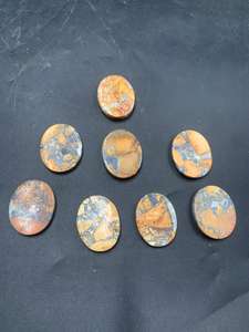 หินแจสเปอร์มาลิกาโนธรรมชาติทรงแบนขัดเงา สำหรับบำบัดรักษา พร้อมลวดลายสีดำและสีขาว ขนาด 35 x 45 x 7 มม. - Product Image 2