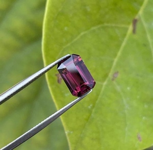 พลอยทัวร์มาลีนธรรมชาติทรงเหลี่ยมมรกตสำหรับทำเครื่องประดับชั้นดี - Product Image 4