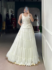 Robe de mariée traditionnelle indienne pakistanaise pour femmes, Lehenga Choli rouge, longueur au sol, polyester, coupe ample, extensible, vêtements ethniques - Product Image 1