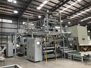 Équipement de production automatisé pour la fabrication de rouleaux de film étirable en plastique moulé LLDPE étanche à l'humidité pour l'emballage - Product Image 5