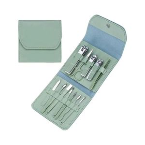 Set de Manicura Profesional de 15 Piezas, Estuche Rígido con Marco Plateado, Herramientas de Acero Inoxidable Pulido, Kit de Cuidado Facial, de Manos y Pies - Product Image 3