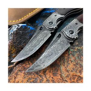 Couteau pliant de haute qualité en acier Damas à 73 couches avec manche en bois d'ébène et bolster en Damas - Product Image 5