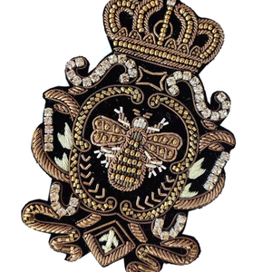 Último estilo de bordes adhesivos de tela de sarga personalizados para insignias bordadas de moda, hechas a mano, al por mayor - Product Image 2