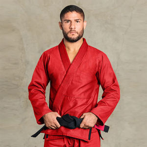 Traje de BJJ Lavado Más Vendido, Color Rojo, Ligero, Transpirable, de Algodón Perlado, Personalizable, Preencogido, con Aberturas Laterales y Cinturón Negro - Product Image 4