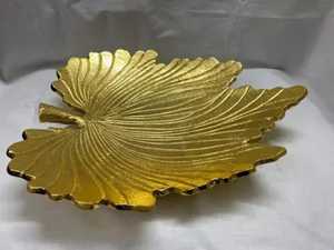 Plateau à bijoux en métal doré de luxe en forme de feuille de Ginkgo, support moderne pour bagues, plat d'appoint de table, organisateur de vanité - Product Image 4