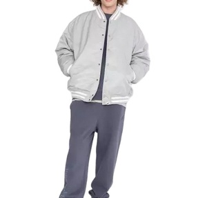 Chaqueta de béisbol bordada con nombre y número de equipo personalizada, chaqueta deportiva de satén para hombre, venta al por mayor - Product Image 3