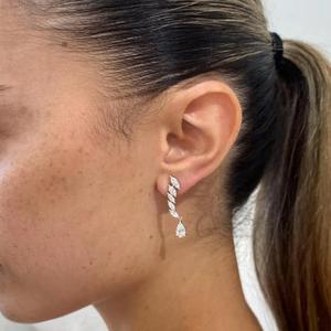 Pendientes de Oreja con Diamantes Corte Marquesa y Colgante de Diamante Corte Pera en Oro Blanco de 14K, Regalo Nupcial para Mujeres Elegantes - Product Image 2