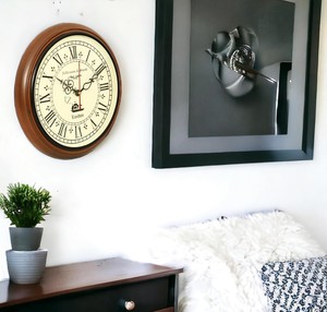 Horloge murale en bois artisanale, vintage, marron, analogique, décorative, pour salon, chambre, bureau, décoration de la maison, silencieuse, sans tic-tac - Product Image 6