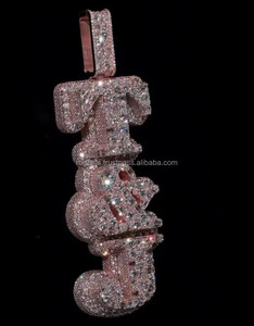 จี้เพชร VVS ชุบทองคำสีกุหลาบแบบกำหนดเองสำหรับคู่รักคริสเตียน สร้อยคอผู้ชายแบบประดับเพชร สไตล์ฮิปฮอปสำหรับงานปาร์ตี้สุดเทรนดี้ - Product Image 2
