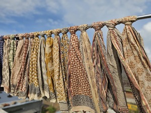 Paréo de plage réversible en coton écologique, imprimé indien au bloc, couverture de maillot de bain en voile doux, cadeau d'été pour elle - Product Image 2