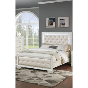 Cama Queen Size Tapizada en Piel Sintética Color Crema con Luces LED y Detalles de Espejo, Hermoso Panel de Cabecera Tapizado de 1 Pieza - Product Image 5