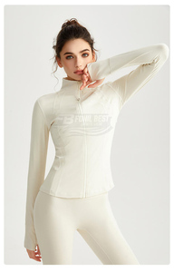 Veste de sport/yoga unie ajustée pour femme grande taille, style Lulu, en Nylon/Spandex, à manches longues, col roulé, avec protection pour les doigts - Product Image 5