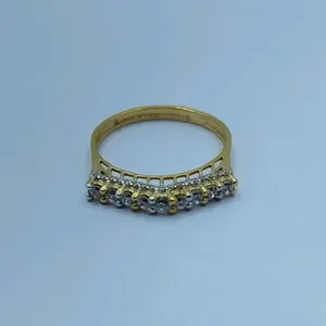 แหวนรูปทรงบาแกตต์สี่เหลี่ยมประดับทับทิมลายสมมาตร แหวนครบรอบหรูหรา ทองคำ 22K ประดับทับทิมและเพชร CZ แบบสามเม็ด วงแหวนทองหนา - Product Image 2