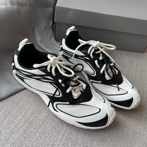 Zapatillas Retro de Malla Negras y Blancas 2026, para Hombre y Mujer, Transpirables, Casuales, Deportivas, con Cordones, Ligeras, para Caminar - Product Image 1