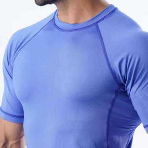 T-shirts de compression de fitness fabriqués en usine pour hommes, à séchage rapide, respirants, à manches longues, pour la musculation - Product Image 6