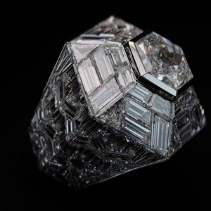 Anillo de compromiso de plata de ley 925 chapado en rodio con moissanita de corte mixto en racimo, estilo hip hop, con engaste de puntas grandes - Product Image 4