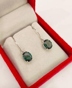 Pendientes de Zafiro Verde, Plata de Ley 925, Chapados en Oro, Corte Ovalado, Joyería Hecha a Mano, Regalo de Aniversario para Ella - Product Image 5