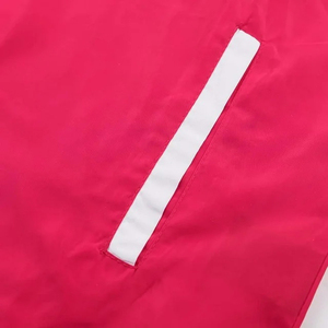 Chaqueta Impermeable de Alta Calidad con Capucha y Cremallera, Diseño Resistente, Estampado Frontal, para Ciclismo, Senderismo y Actividades al Aire Libre, Talla Grande - Product Image 5