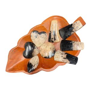 Auténtico Cabujón de Ojo de Raíz de Palma – Piedra con Patrón Orgánico Único para Joyería Fina - Product Image 1