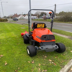 Tondeuse à gazon Kubota F251 de qualité supérieure, livraison rapide, achetez maintenant pour une performance élevée, une durabilité et un entretien faciles - Product Image 1