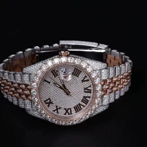 Montre entièrement sertie de diamants avec bracelet en acier inoxydable et design hip-hop de luxe, montre pour homme en moissanite de qualité supérieure - Product Image 2