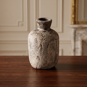 Jarrón de Cerámica Rústico Antiguo con Forma de Botella, Hecho a Mano 100% en Bali, con Acabado Esmaltado y Efecto Envejecido, para el Hogar - Product Image 3