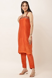 Vestido casual naranja sin mangas con tirantes, cuello cuadrado, estilo occidental, con lentejuelas y cuentas bordadas, para primavera. - Product Image 3