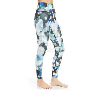 Leggings de yoga elásticos de último diseño, más vendidos, ropa deportiva transpirable de secado rápido, hechos en Pakistán - Product Image 4