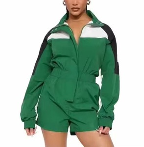 Conjunto de 2 Piezas para Mujer, Estilo Casual para Todas las Temporadas, Sudadera con Capucha de Corte Regular, Diseño Sólido, Pantalones Cortos, 100% Algodón Felpa, Transpirable - Product Image 1