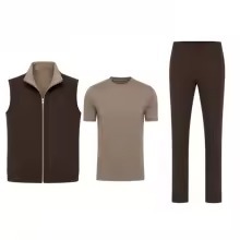 Traje de Verano de 3 Piezas para Hombre al por Mayor: Chaleco Reversible, Camiseta de Algodón Mercerizado Transpirable y Pantalón Elástico de Pierna Recta - Product Image 2