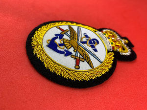 OEM Custom Made Hand Embroidery Gold <b>Silver</b> Bullion Wire Badges Fashion Twill <b>Fabric</b> Crest Patch Heart for Sew-On Hat Accessory - Product Image 2
