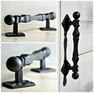Manija de hierro forjado para puerta - Estilo tradicional, fácil instalación, con patrones en relieve, superficie grabada, rectangular - Product Image 5