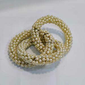 Anneaux de serviette en perles de verre faits à la main, design unique, entièrement personnalisables, ensemble d'anneaux de serviette en perles avec plusieurs brins - Product Image 2