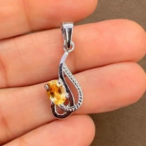 Colgante de Citrino Ovalado Chapado en Rodio de Plata de Ley al por Mayor, Hecho a Mano, Minimalista, Regalo para Ella, Joyería de Noviembre - Product Image 3