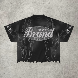 Conjunto de Camiseta y Pantalones Cortos Personalizados con Lavado Ácido, Estampado Personalizado y Detalles de Remaches, Estilo Retro de Alta Calidad - Product Image 2