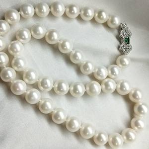 Collar de Perlas Redondas Blancas Grandes de 10-11 mm con Hebilla de Plata de Ley S925 de Primera Calidad, Regalo de Alta Calidad para Personas Mayores - Product Image 3