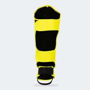 Protections de tibia en cuir synthétique durable pour le kickboxing |   Équipement de sparring absorbant les chocs |   Protection des jambes pour arts martiaux de haute résistance - Product Image 2