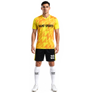 Maillots de football personnalisés OEM en polyester pour adultes, kits de football, maillots de football par sublimation, uniformes - Product Image 5