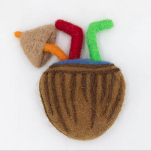 Bebida de Coco de Fieltro con Pajita, Juguete de Comida de Imitación Hecho a Mano, Manualidades de Fieltro de Verano, Comercio Justo, Ético, Venta al por Mayor - Product Image 1