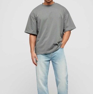 เสื้อยืดโอเวอร์ไซส์ทรงหลวม สีพื้นเรียบง่าย สไตล์สตรีทแวร์ผู้ชาย เป็นมิตรกับสิ่งแวดล้อม ผลิตจากผ้าฝ้าย ฮิปฮอป - Product Image 6