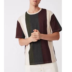 T-shirts color block pour hommes, tricotés avec empiècements contrastés, col ras du cou à revers, manches courtes, décontractés d'été - Product Image 2