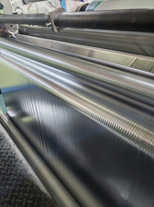 Membrane Barrière à la Vapeur KOSITE en Aluminium et Maille PE - Résistante aux UV, Écologique, Rouleaux Carrés Modernes - Product Image 2