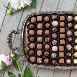 Luxury <b>Heart</b> Shape <b>Chocolate</b> Serving Tray Gold Glitter Metal Decorative Platter Wedding Gift Sweets Display Tray for Home Decor - Product Image 3