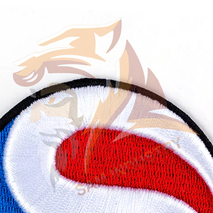 Patchs brodés personnalisés en tissu, vente en gros, faible MOQ, patchs brodés durables sur mesure pour vêtements/sacs - Product Image 2