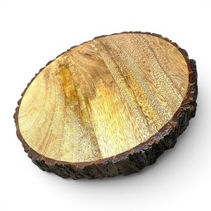 Tabla de cortar y servir de madera natural |   Tabla de cortar rústica con borde de corteza de árbol |   Tabla de Quesos y Servir de Madera Hecha a Mano - Product Image 4