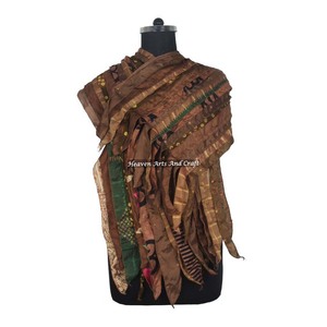 Pañuelo largo multifuncional de poliéster y seda reciclada estilo sari vintage con 15 franjas para mujer, ideal para primavera, como estola o regalo. - Product Image 4