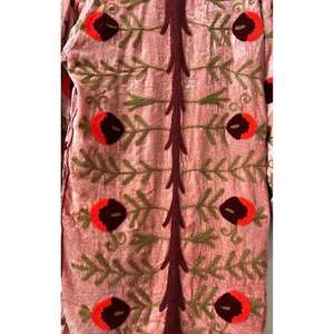 Bata Larga Elegante de Terciopelo de Algodón de Primera Calidad, Estilo Suzani, Kimono Uzbeko Bordado, Chaqueta Bohemia, Regalo para Ella - Product Image 4