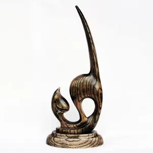 Sculpture décorative en bois de chat assis, design lisse et courbé, style contemporain, pièce d'appoint pour maisons modernes - Product Image 1