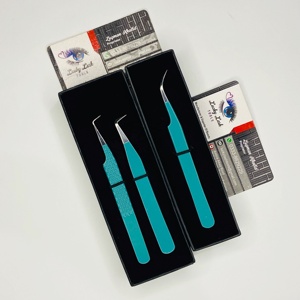 แหนบต่อขนตา Lucky Lash Tools Private Logo 45 90 ปลายไฟเบอร์ สแตนเลสสตีล จับขนตาได้อย่างแม่นยำ แข็งแรง บางเฉียบ ตรง สำหรับต่อขนตาแบบวอลลุ่ม - Product Image 4